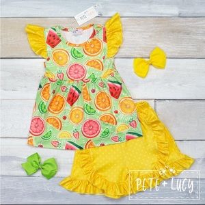 Pete & Lucy fruit short set